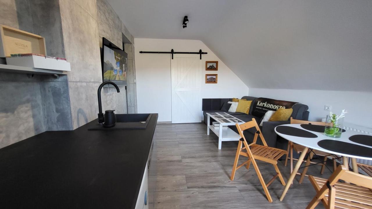 Swit - W Jezowie Sudeckim Apartment *